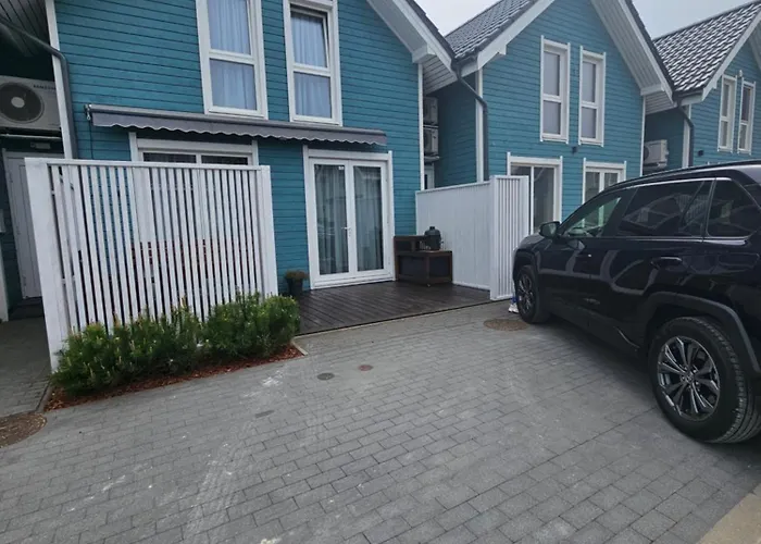 Melyna Banga Kotedzas Monciskese Palanga