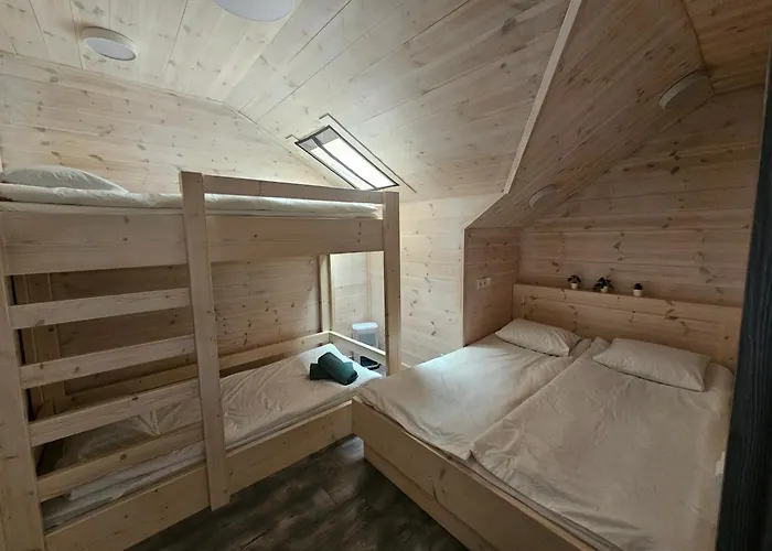 Apartment Melyna Banga Kotedzas Monciskese